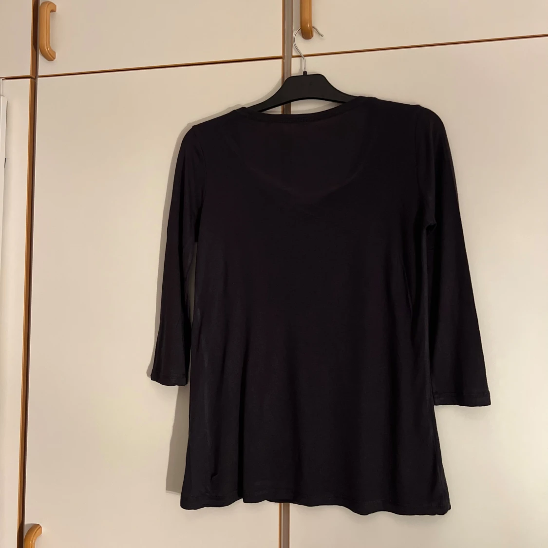 Svart topp från JC med trekvartsärm - 3