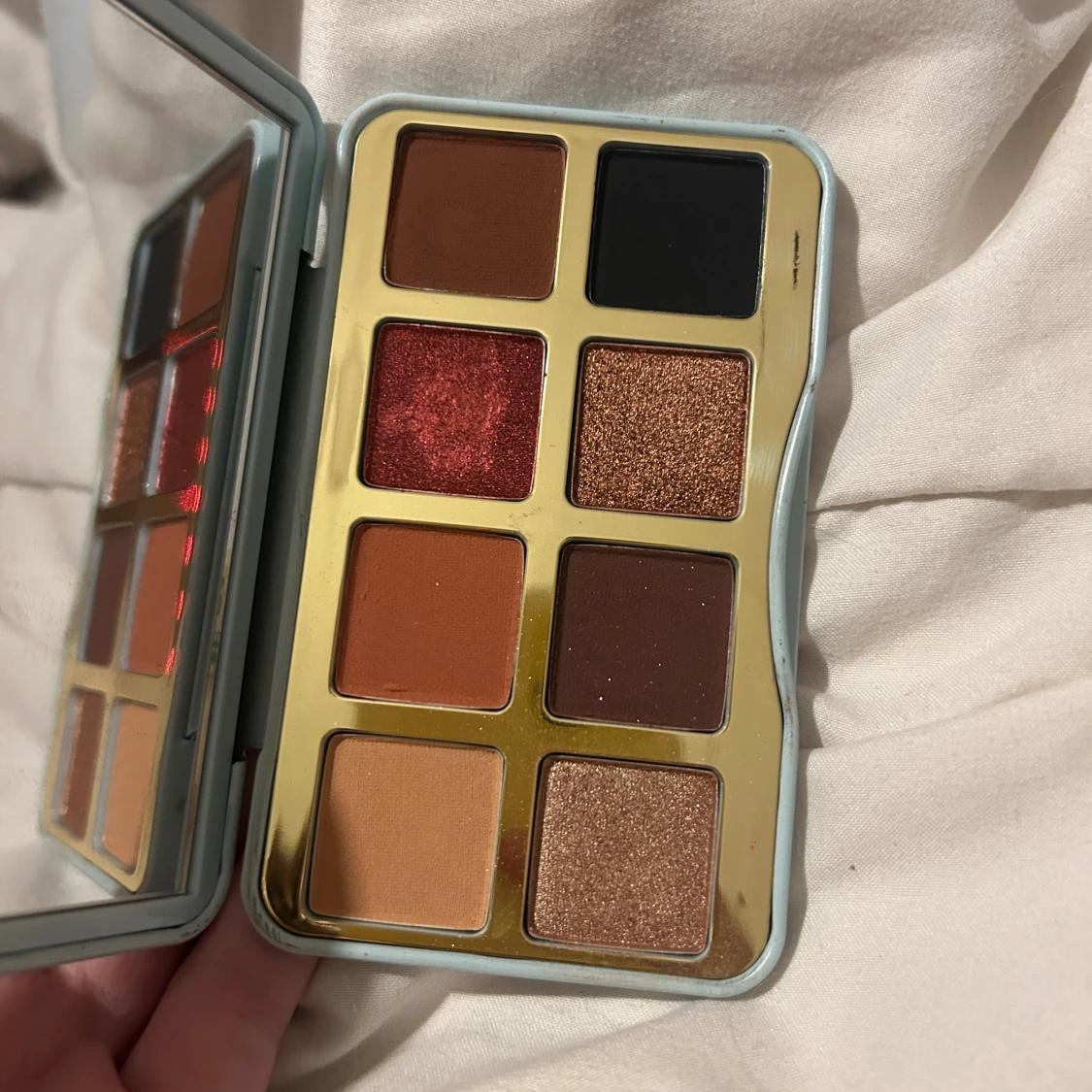 Too Faced Secret Santa Ögonskugga - 1