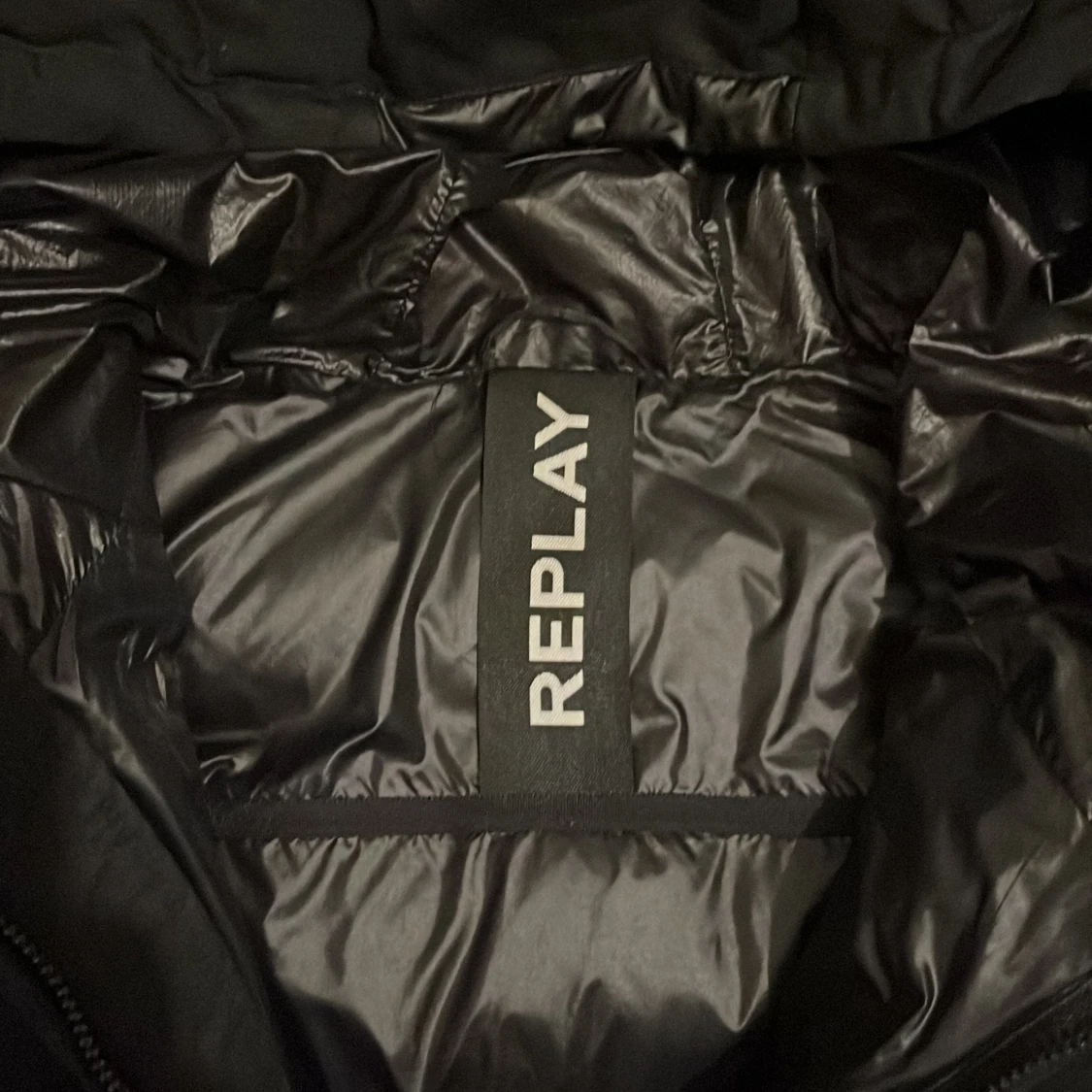 Svart pufferjacka från Replay - 2