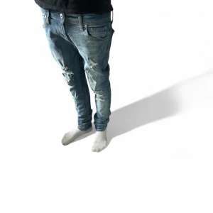 Jack and Jones jeans  - Säljer billigt.stolek 28.säljer för 79kr