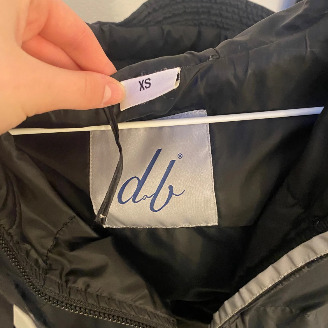 Svart pufferjacka från d.brand XS - 2