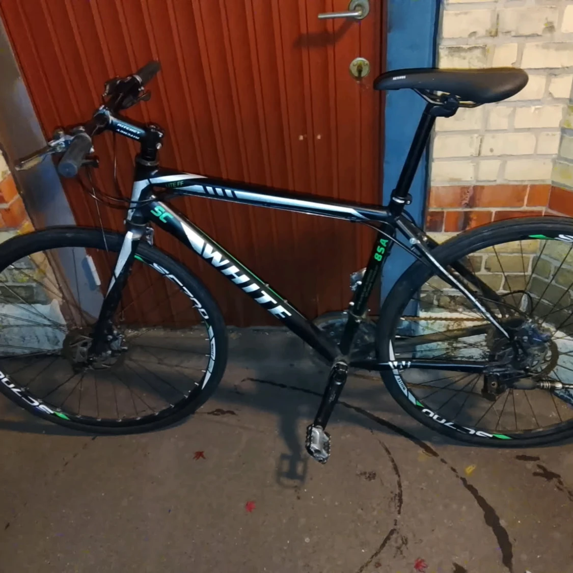 White SC Lite FF 854 - 1