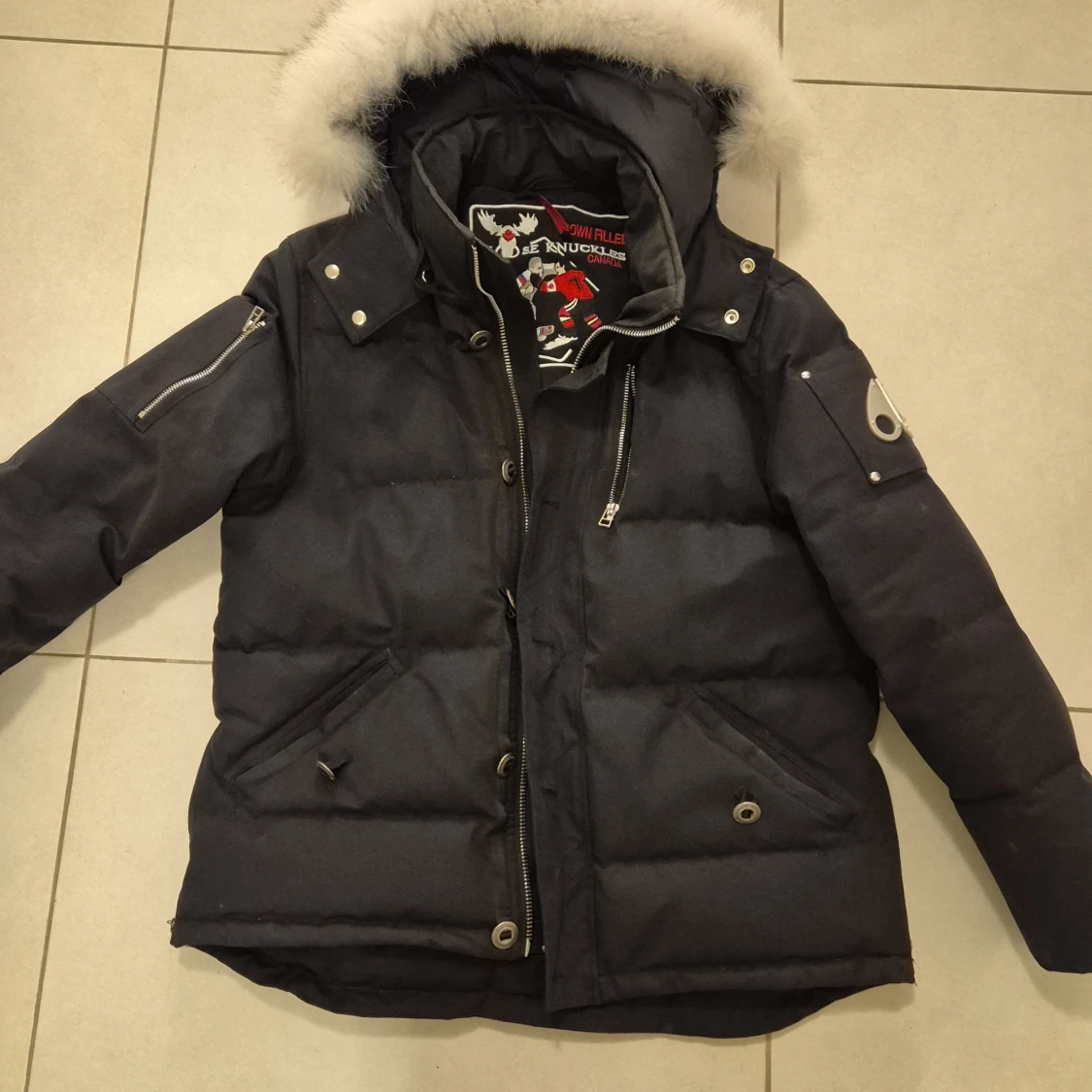 Svart dunjacka Moose Knuckles