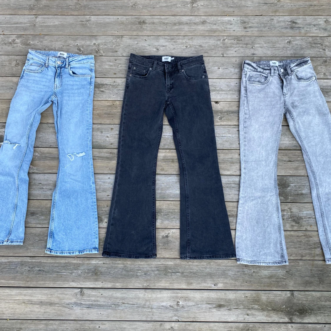 Bootcut jeans XS från 157, 3 färger
