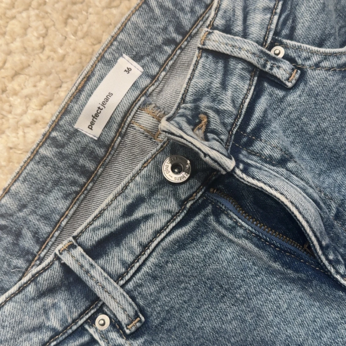 Gina tricot jeans stl 36