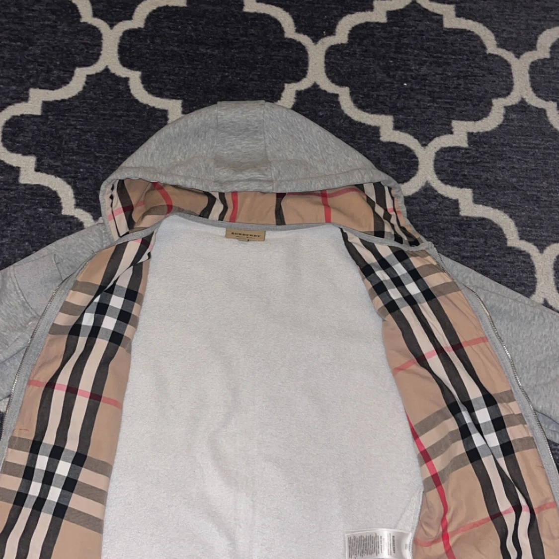 Grå Burberry hoodie med dragkedja - 1