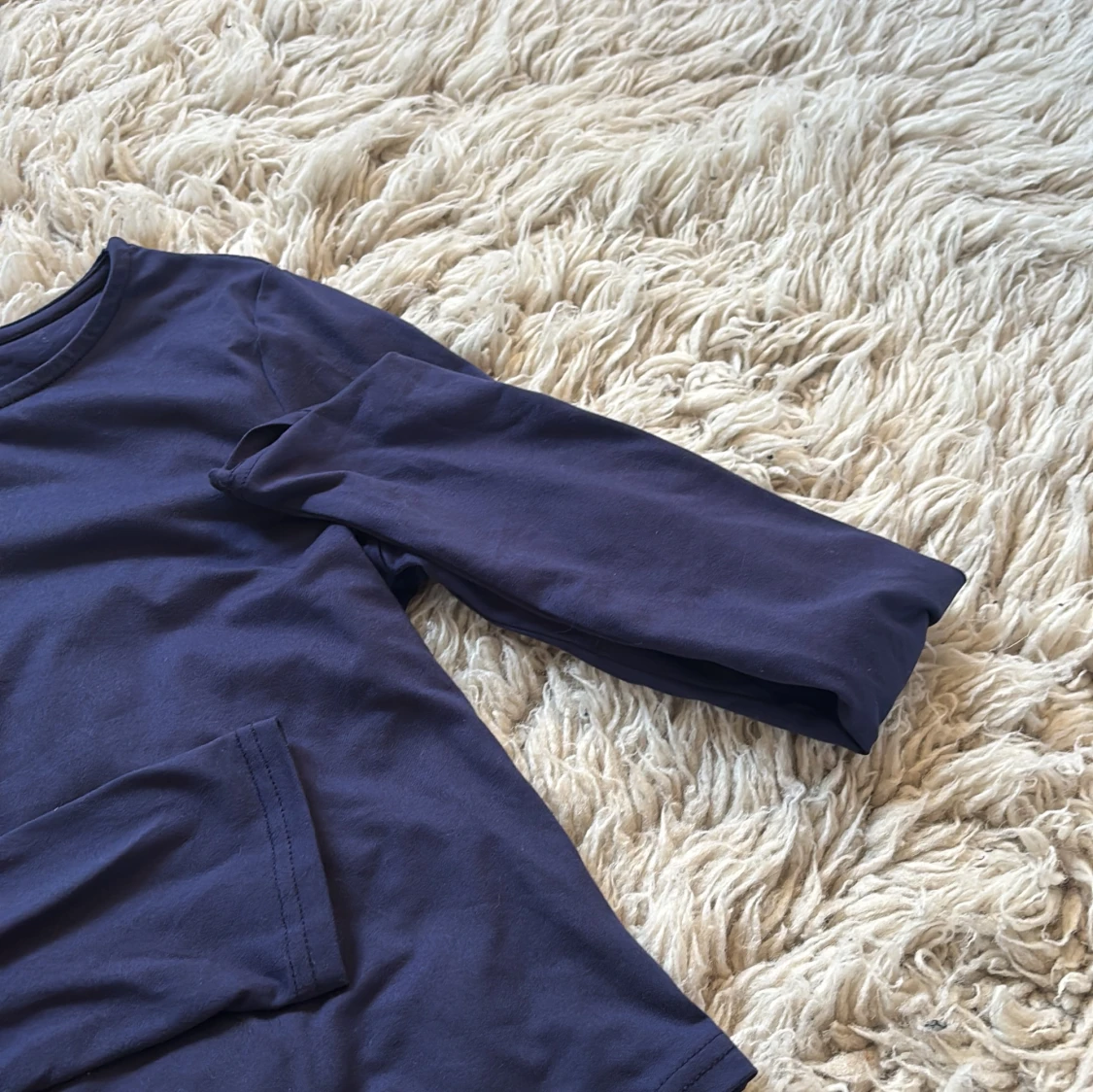 Mörkblå långärmad tröja i bomull - 3