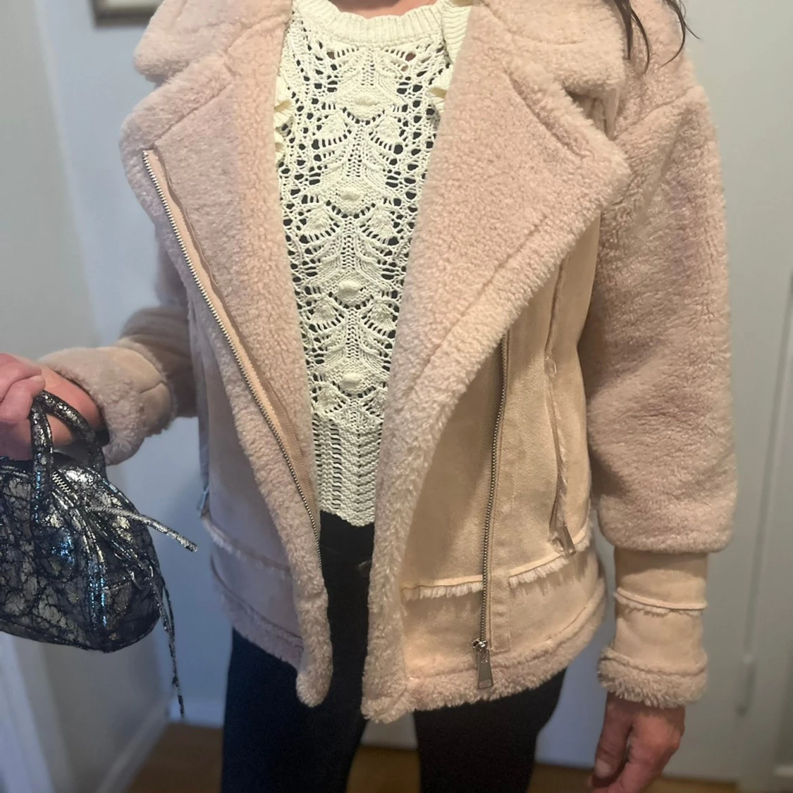 Ljusrosa teddyjacka med dragkedja - 1