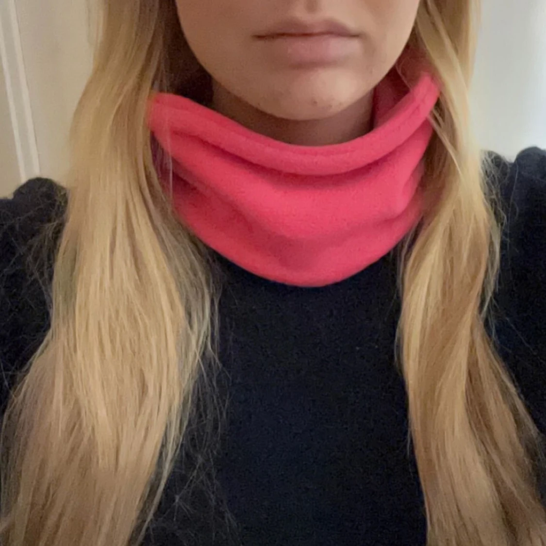 Två buffar i rosa och mörkgrön - 1