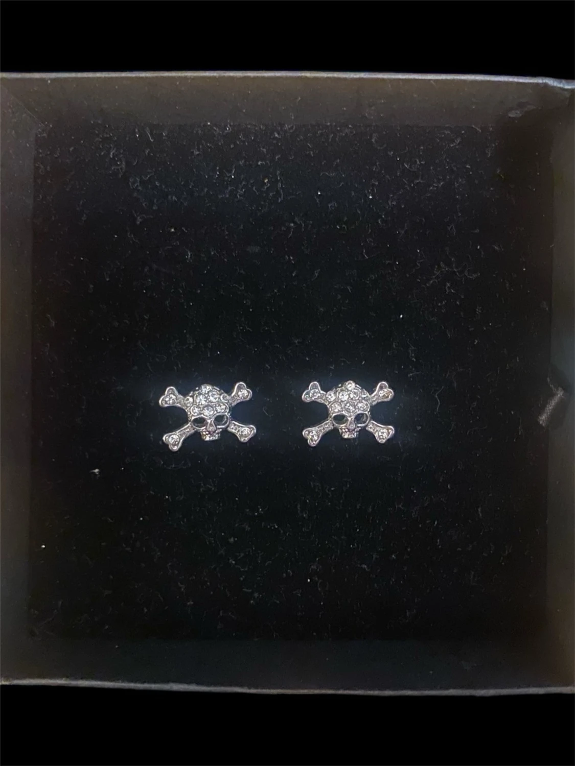 Döskalle örhängen❤️