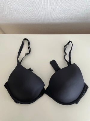BH 80C Hunkemöller oanvänd  - Oanvänd 