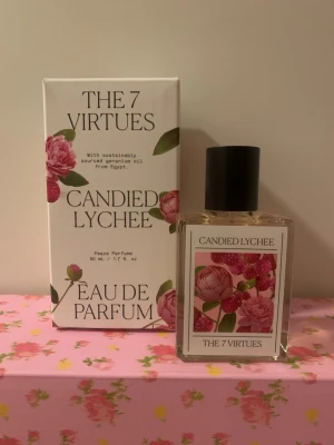 The 7 Virtues Candied Lychee - Ny och oanvänd