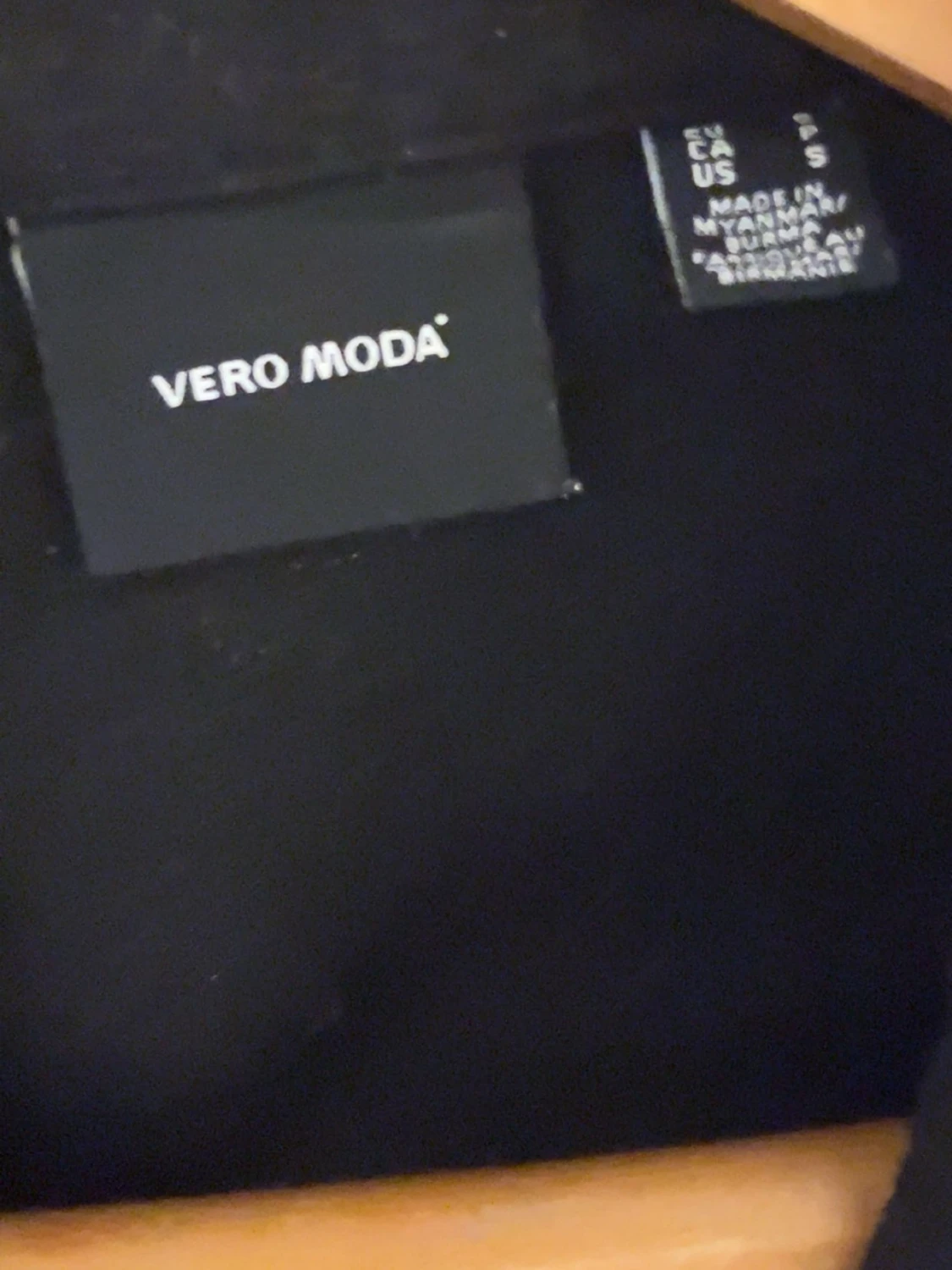 Svart kappa från Vero Moda - 1