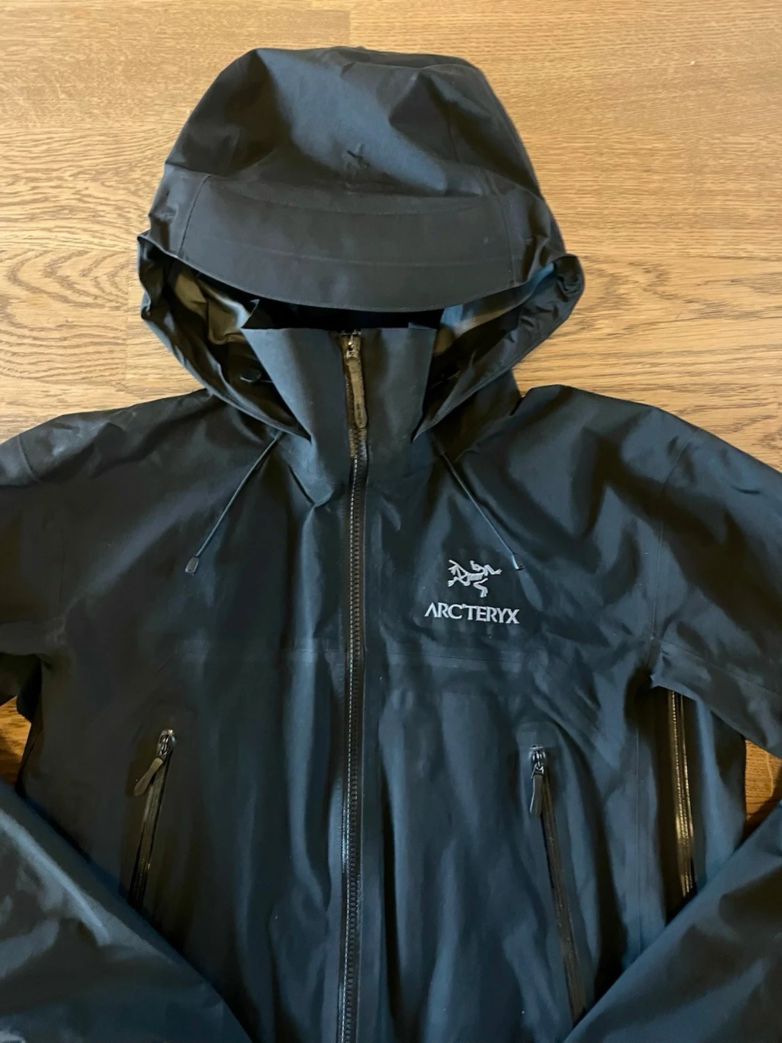 Arc'teryx Beta AR Jacka - 2