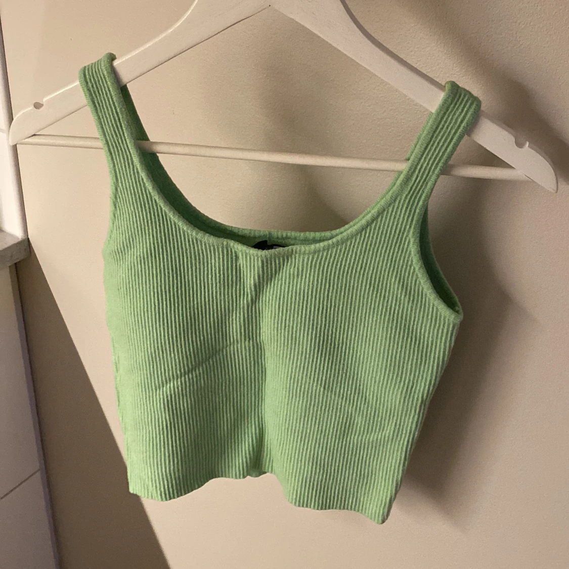 Grön ribbad linnetopp från FB Sister knitwear - 2