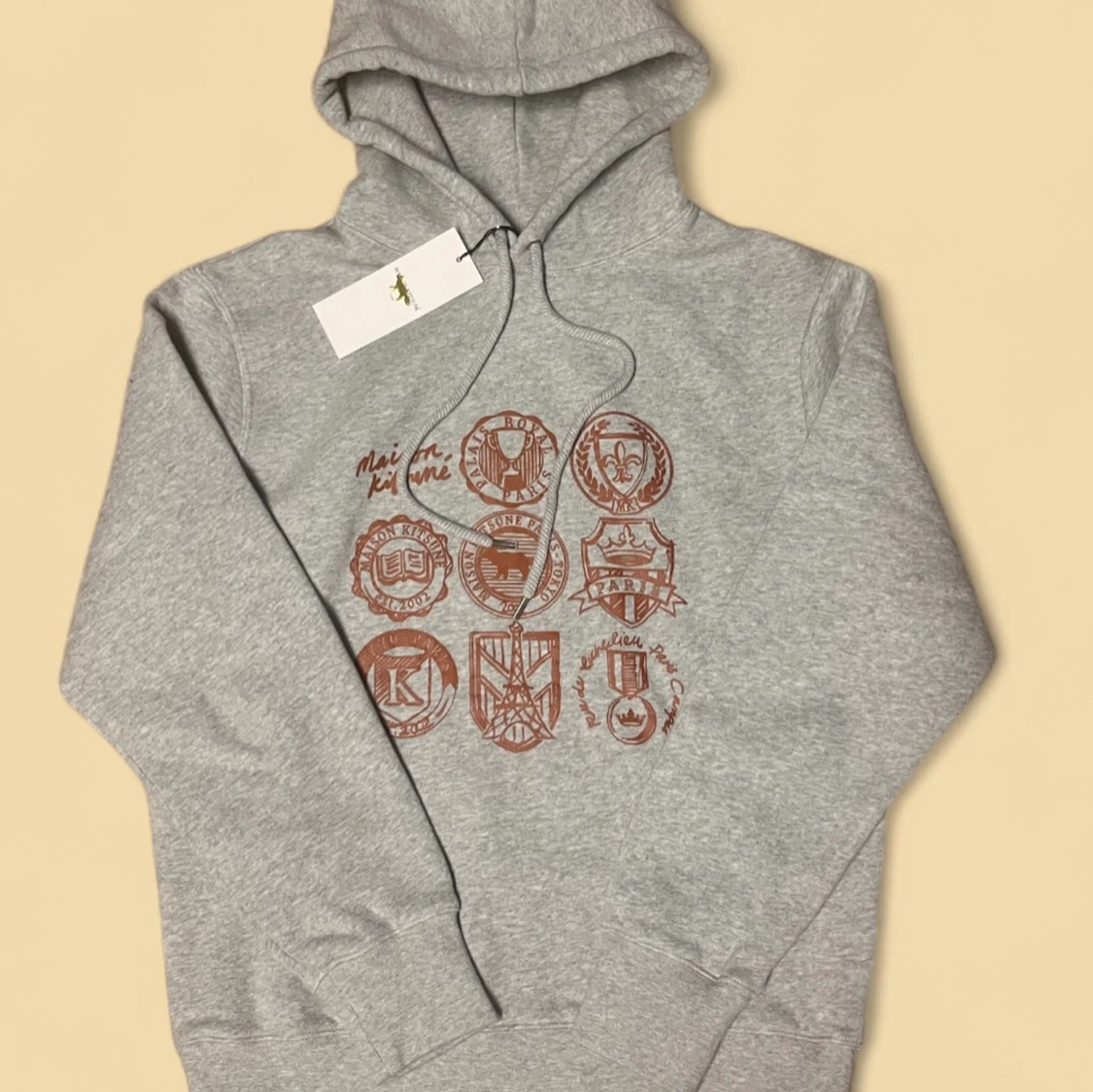 HELT NY Maison Kitsune tröja