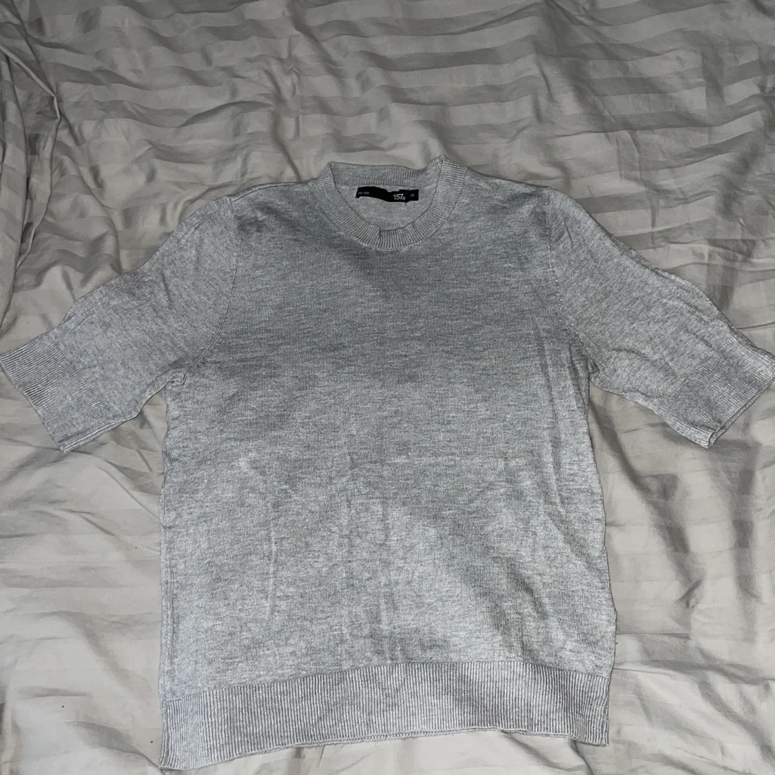 Grå tröja från Lager 157 