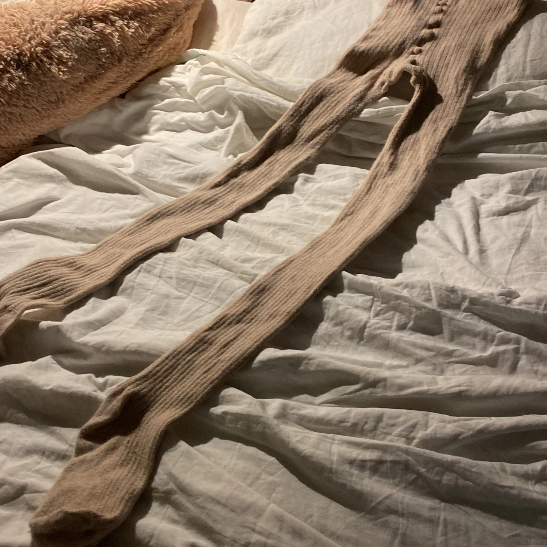 Beige ribbade strumpbyxor i bomullsblandning