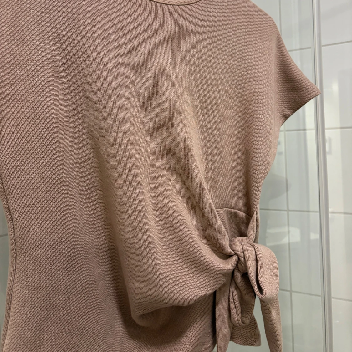 Beige topp med knyt från Zara - 2