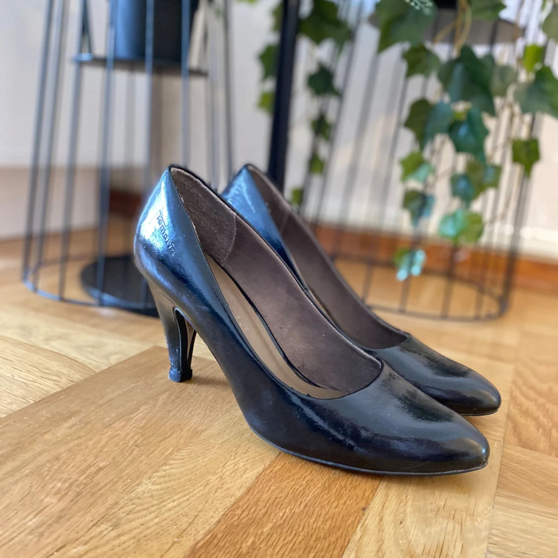 Svarta pumps från Tamaris, storlek 36 - 1