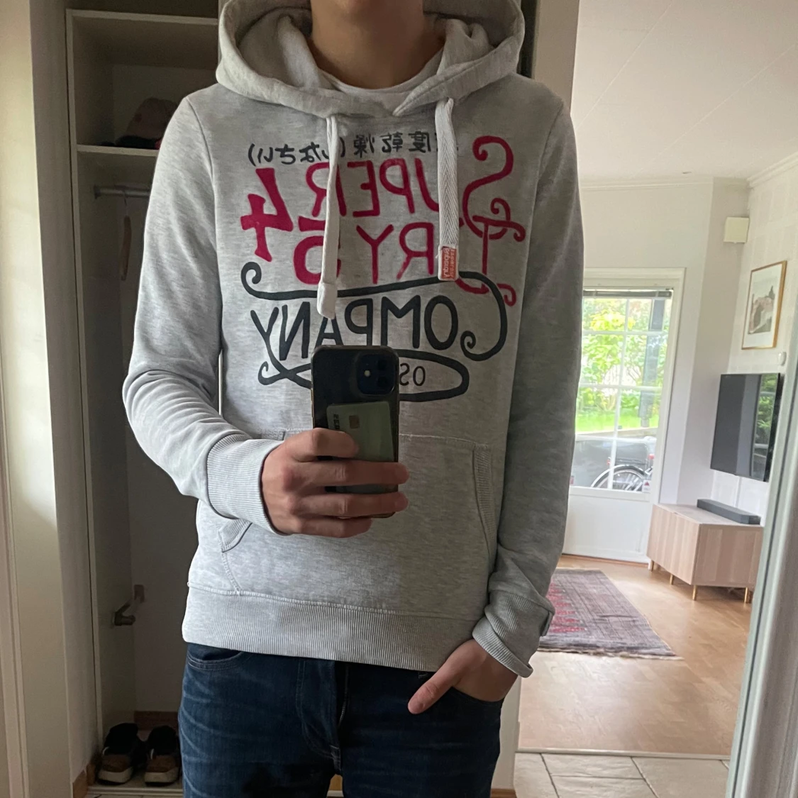Grå vintage Superdry hoodie med tryck