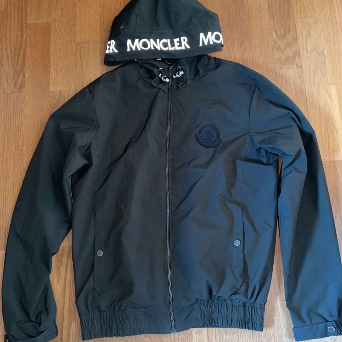 Moncler vindjacka