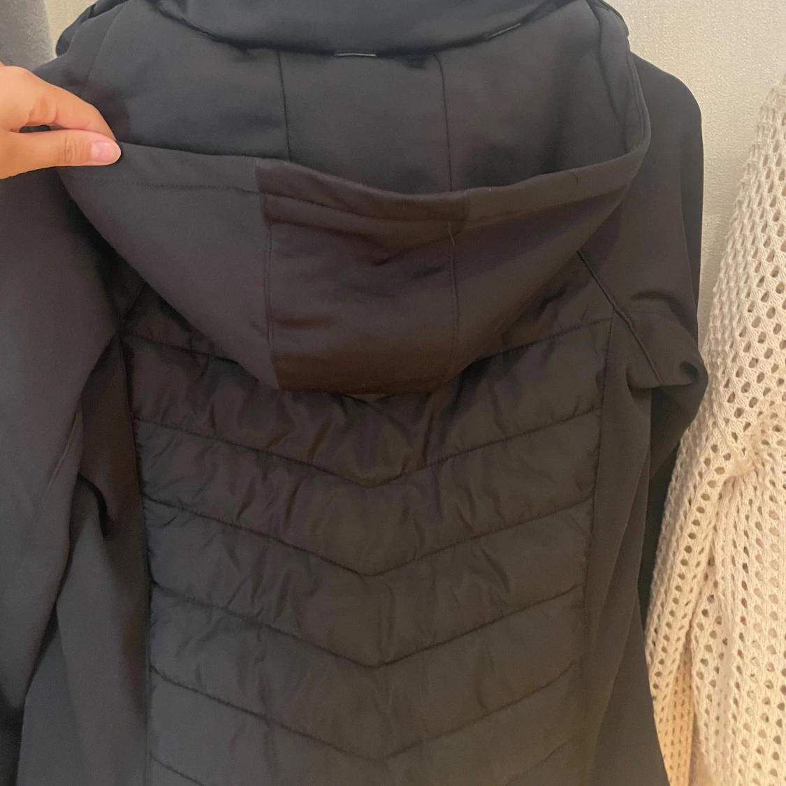 Svart quiltad vindjacka från Move/ H&M - 3