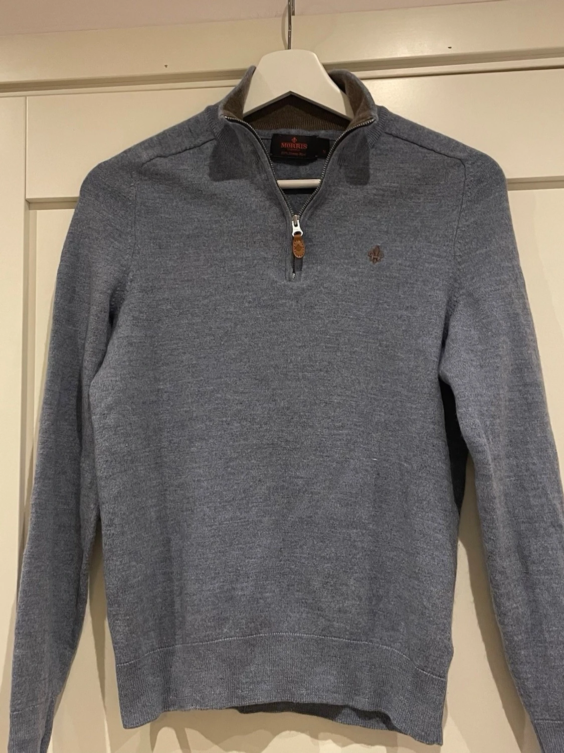 Ljusblå stickad tröja från Morris