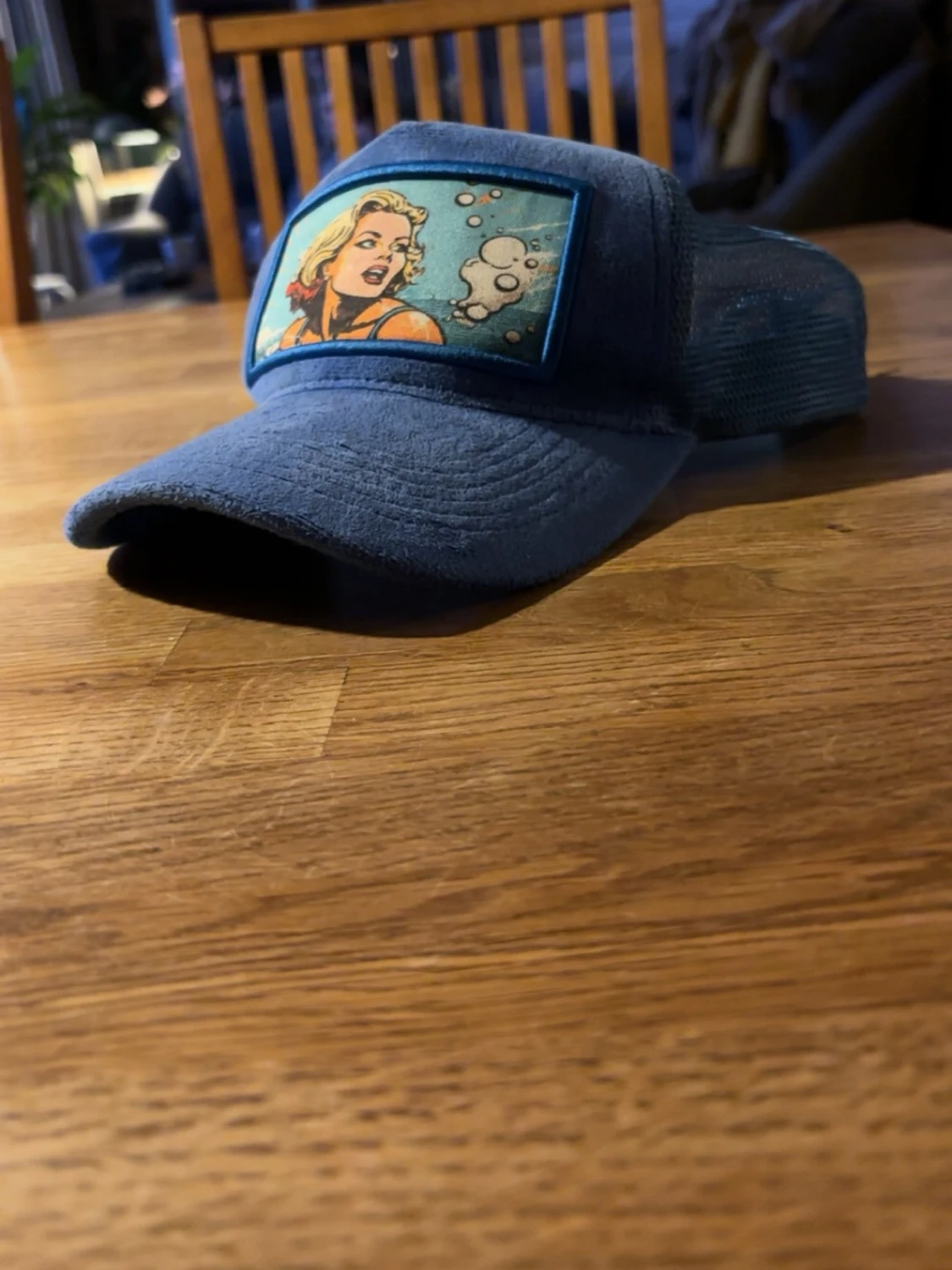 Blå keps från revenite