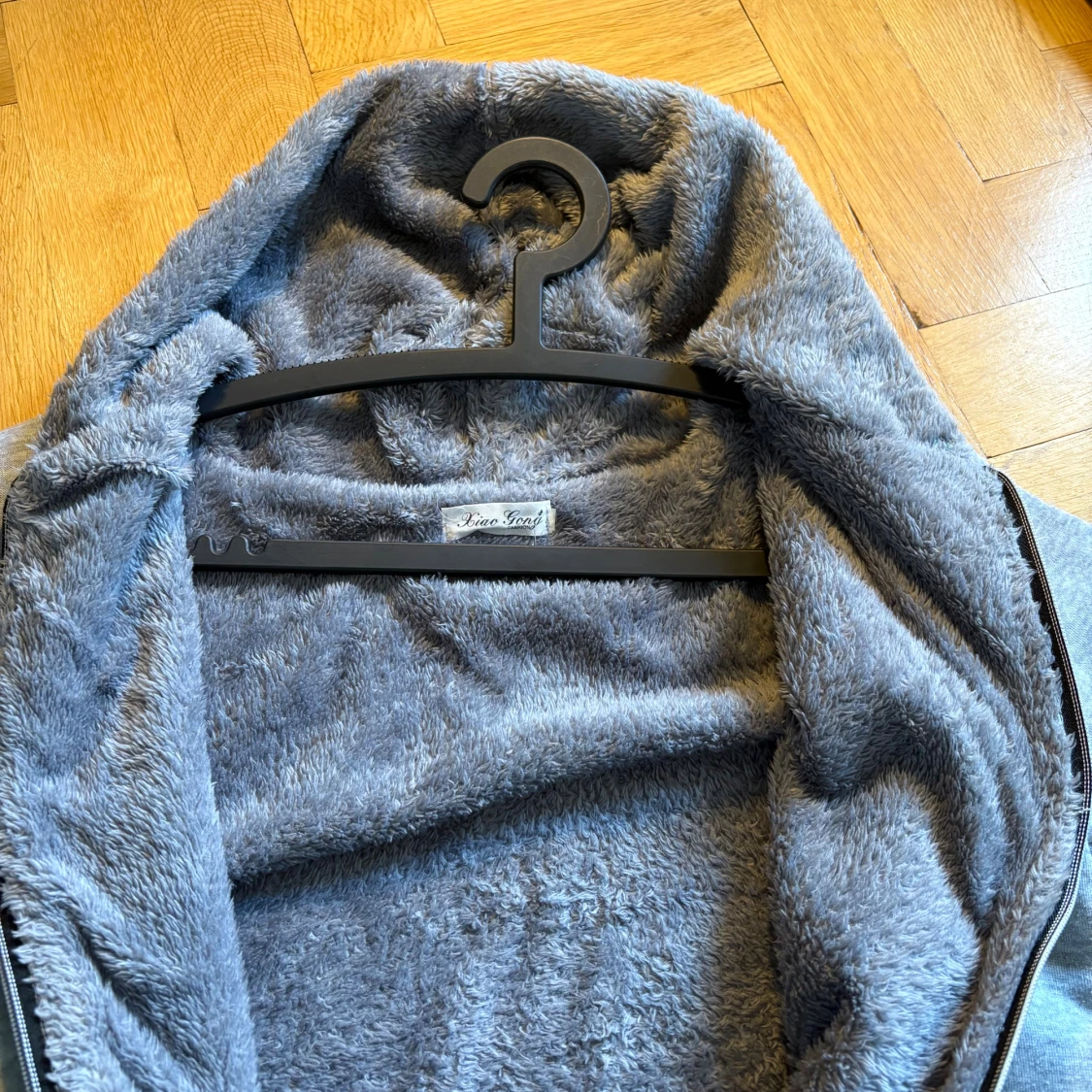 Grå päls hoodie - 1