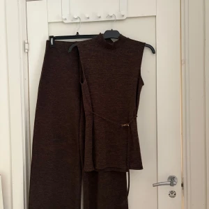 Brunt set Zara - Jättefint brunt set från Zara som jag inte använder 🤎🤎