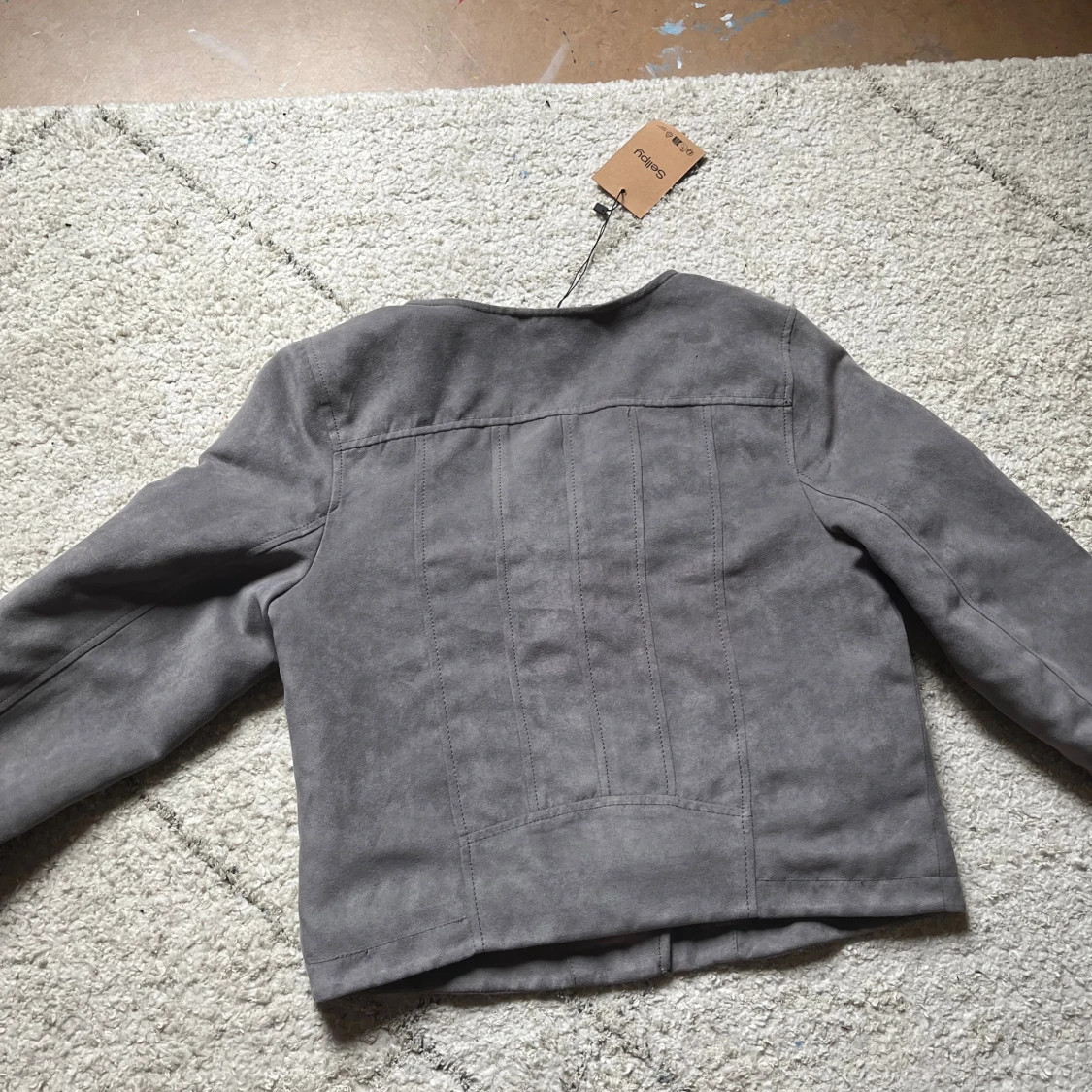 Grå mocka bikerjacka från H&M - 1