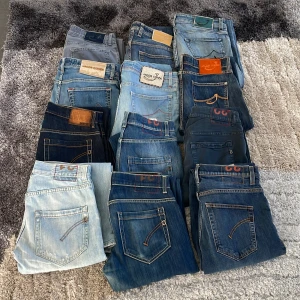 Jeans bulk, Jacob cohen och dondup - 6 par Jacob cohen, 6 par dondup för ca 50 000 nypris. Hör av dig vid funderingar!