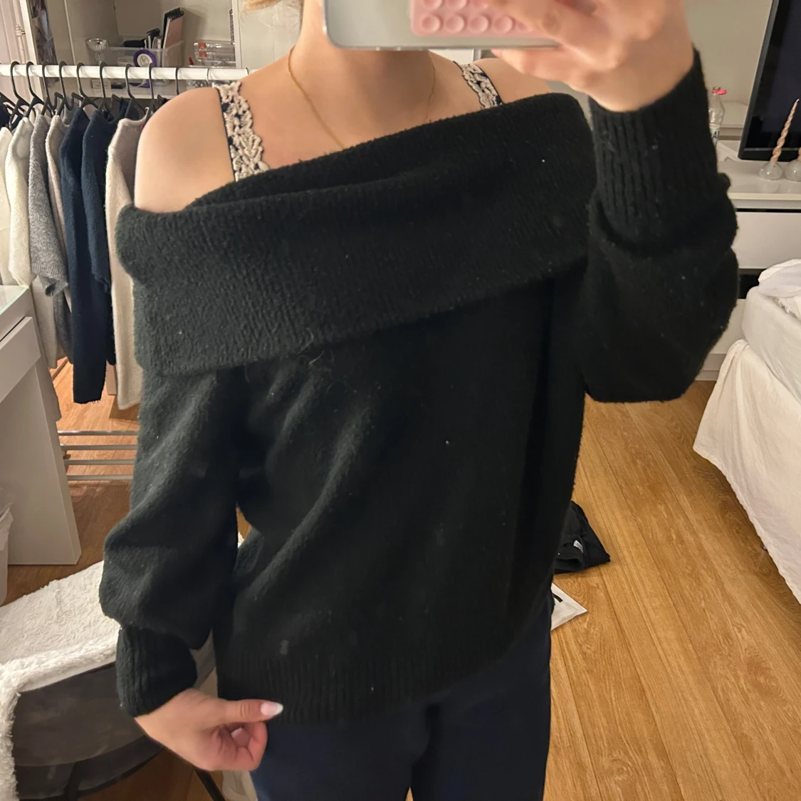 Off shoulder tröja  - 1