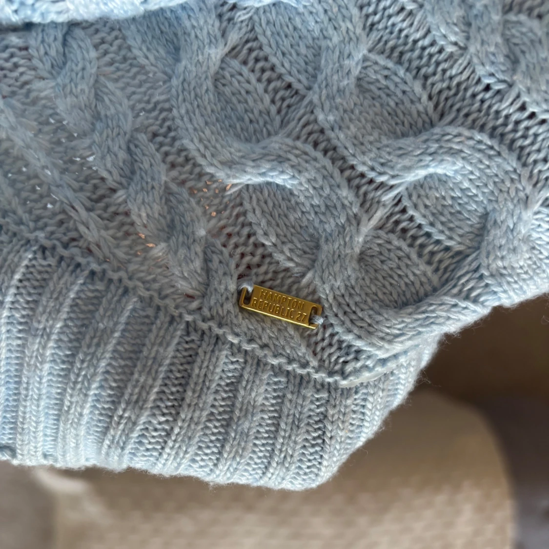 Ljusblå stickad tröja Hampton Republic - 2