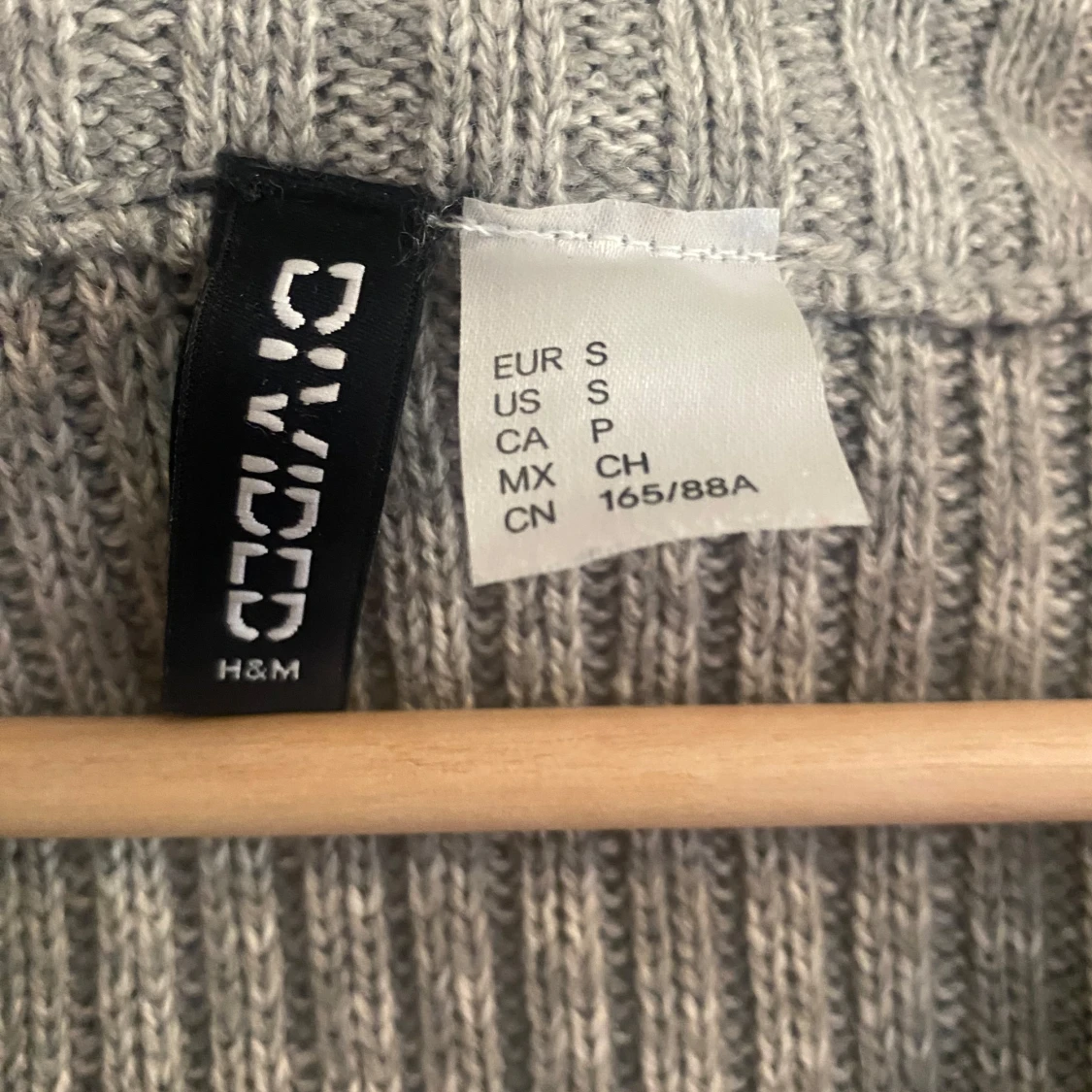 Grå ribbstickad half zip-tröja H&M - 2