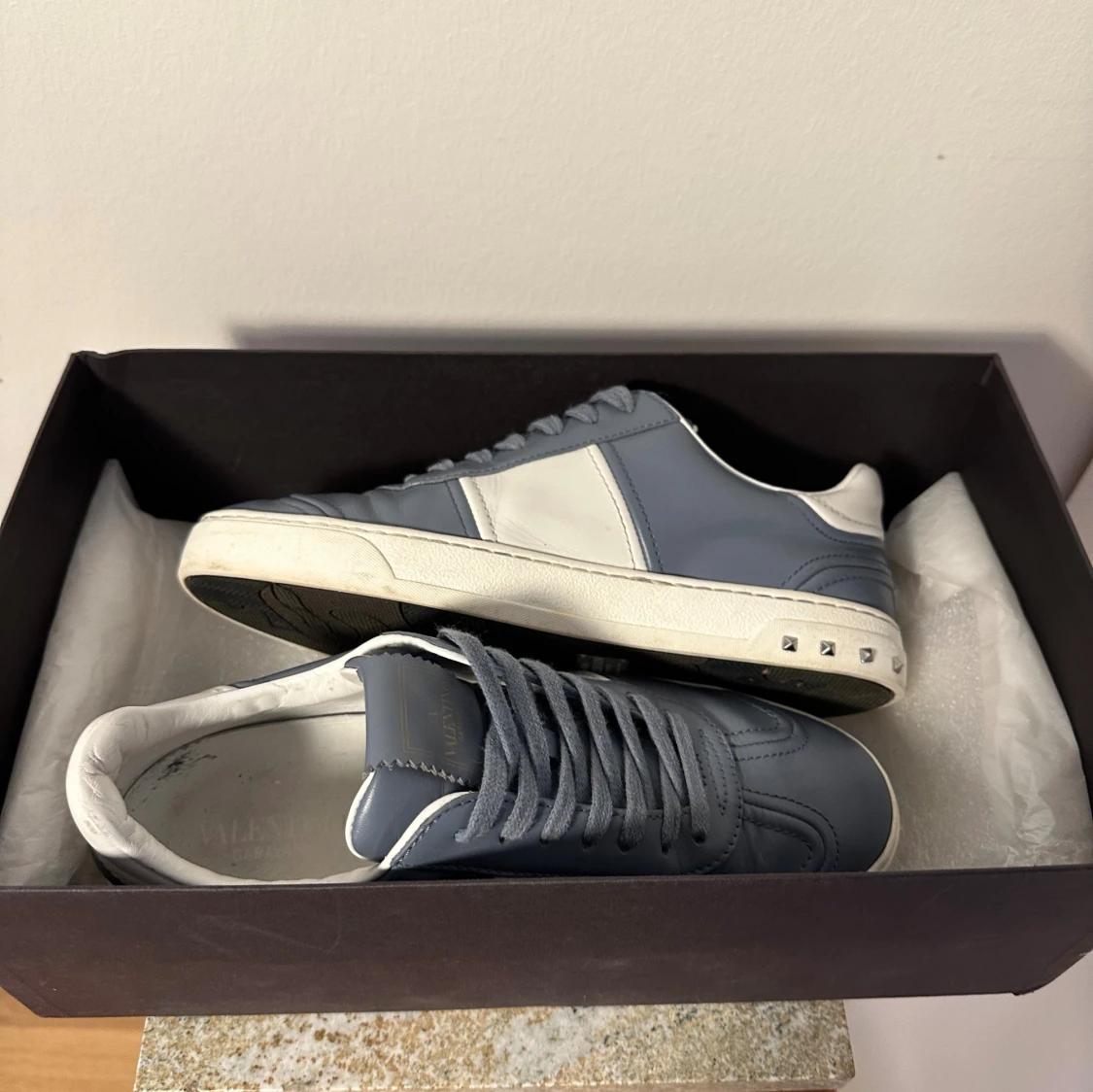 Valentino Garvani flycrew  - 3