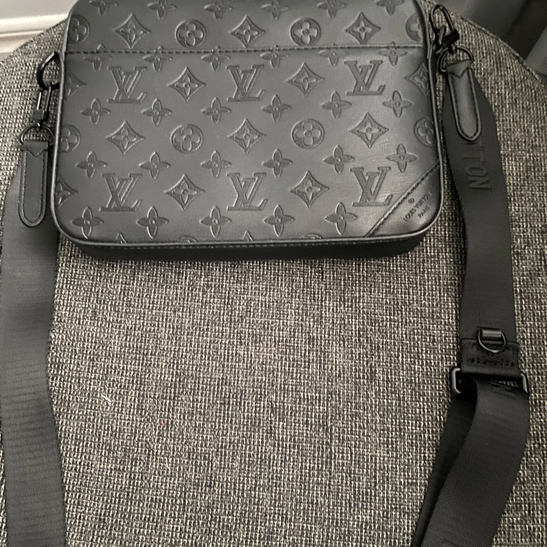 Svart axelväska  - 2