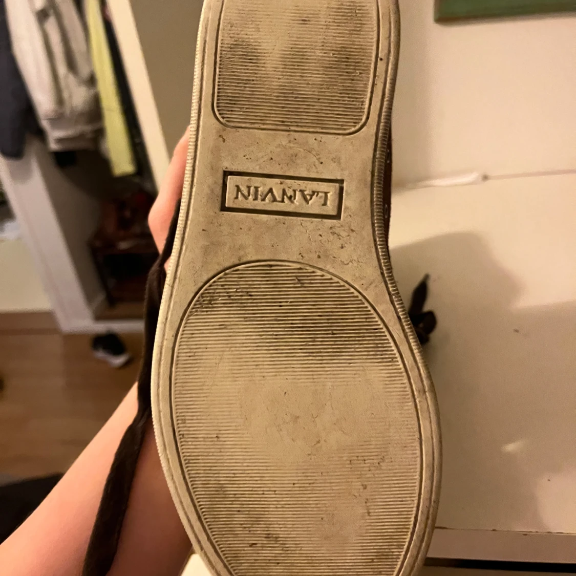 Bruna sneakers från Lanvin i mocka - 2