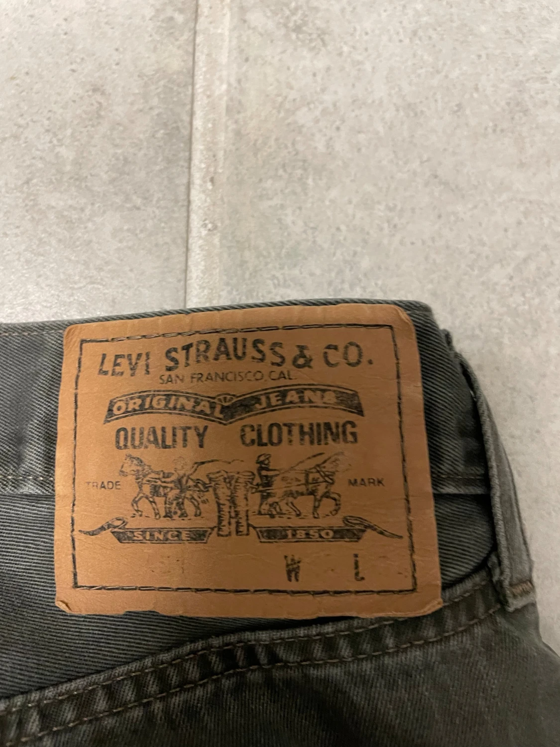 Levi's 451 gråa jeans W29 L34 - 2