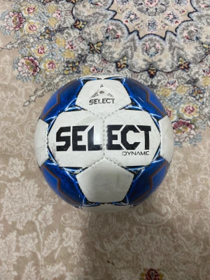 Select Dynamic Size 5 Hand Stitched Ball - Ge prisförslag 🤯