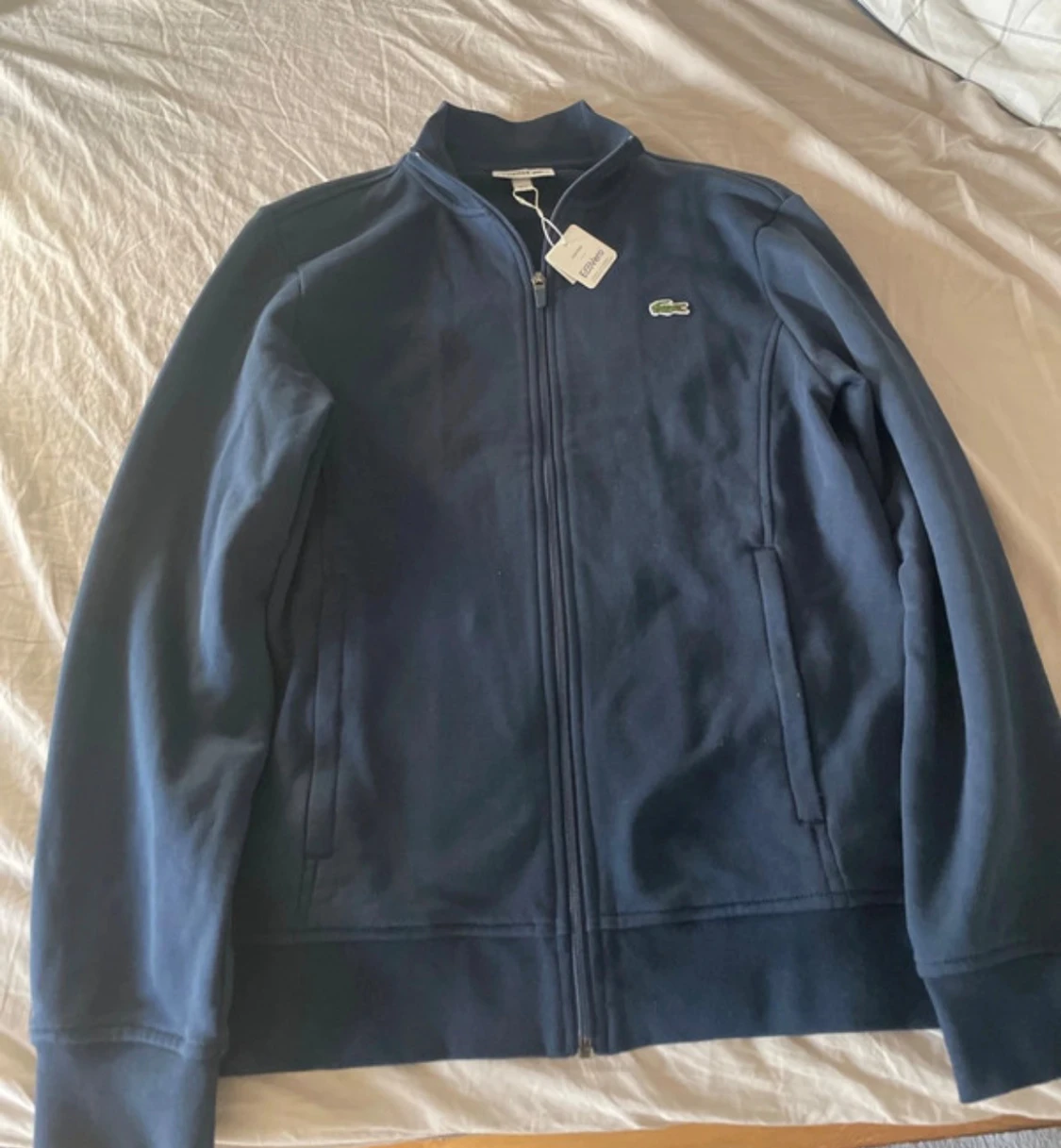 Marinblå zipjacka från Lacoste Sport - 2