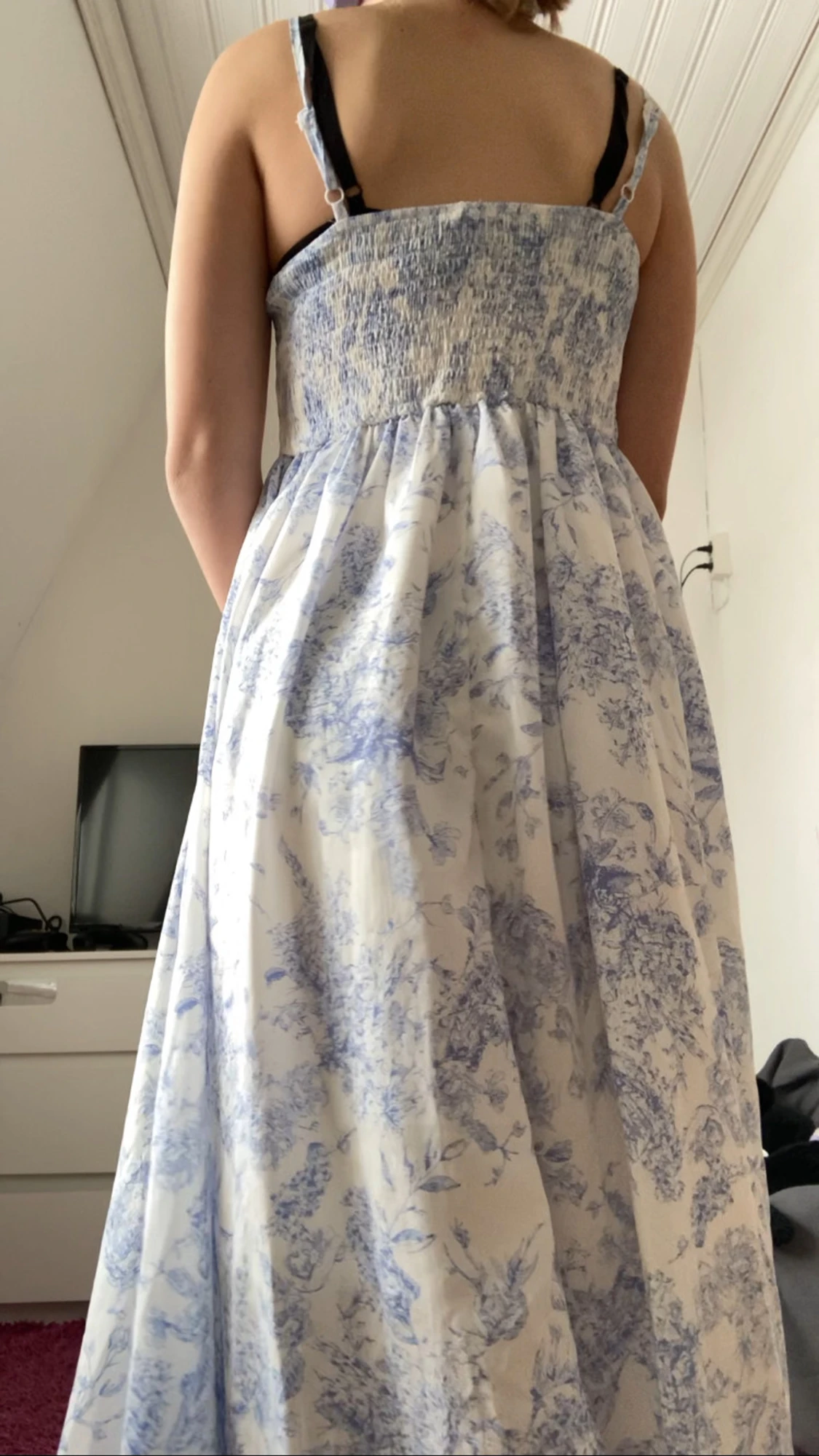 Blommig långlänning - 1