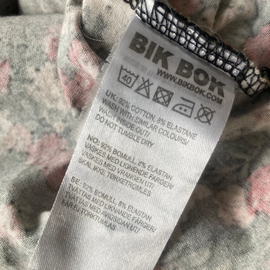 🍒Blommig croppad topp🍒 - 3