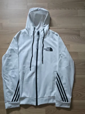 The North Face Tröja  - Använd en gång 