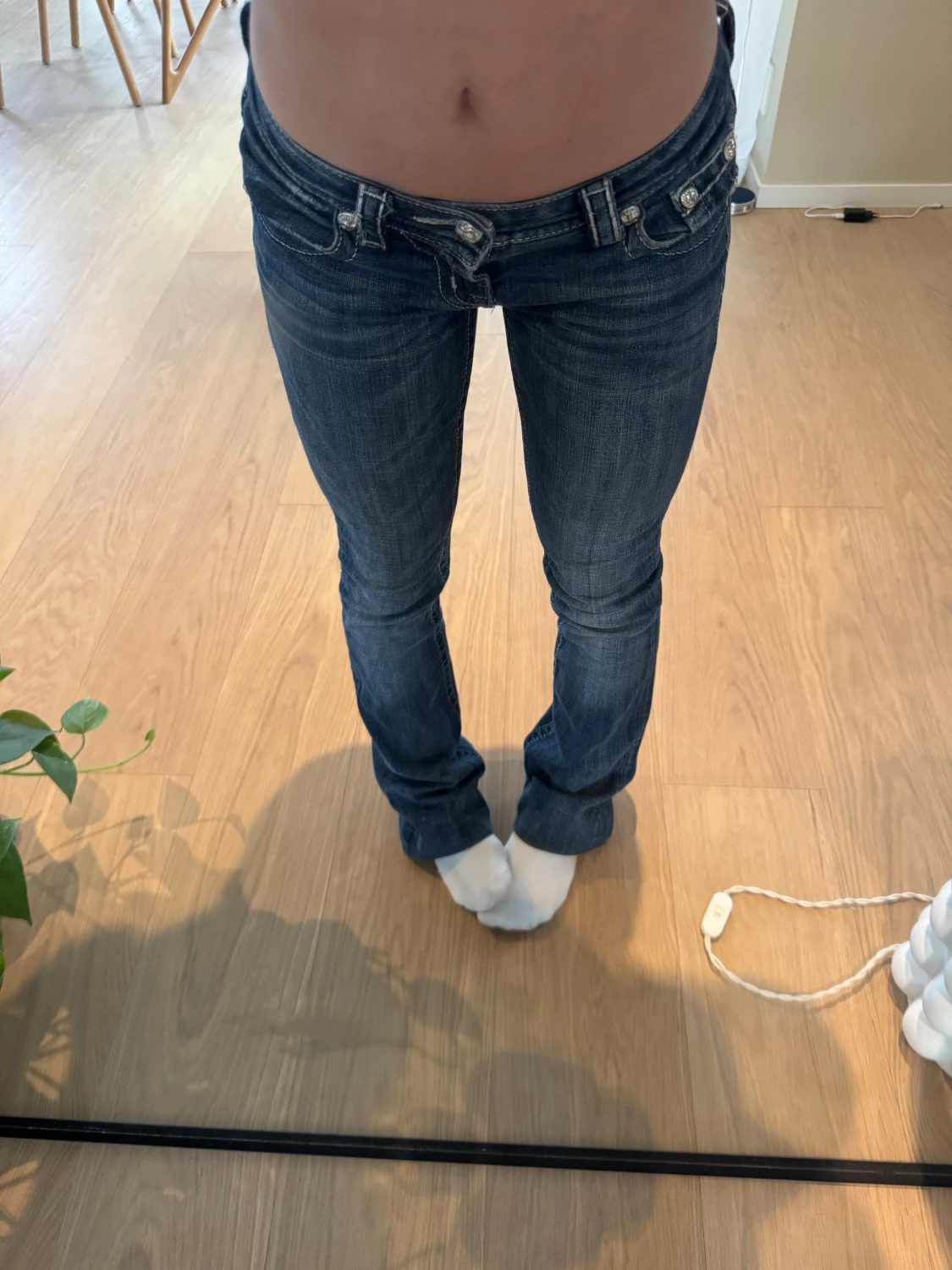 Miss Me jeans med broderad bakficka - 3