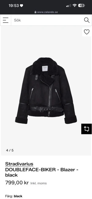 Svart jacka från Stradivarius - Inga defekter ;)