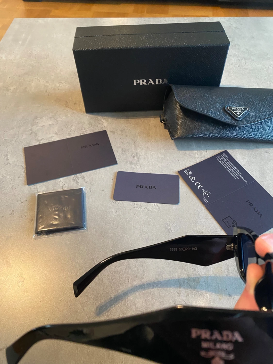 Prada Solglasögon  - 2