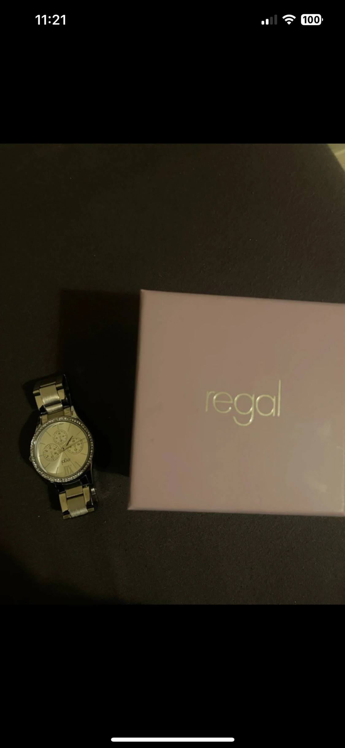 Silverfärgad klocka från ur penn