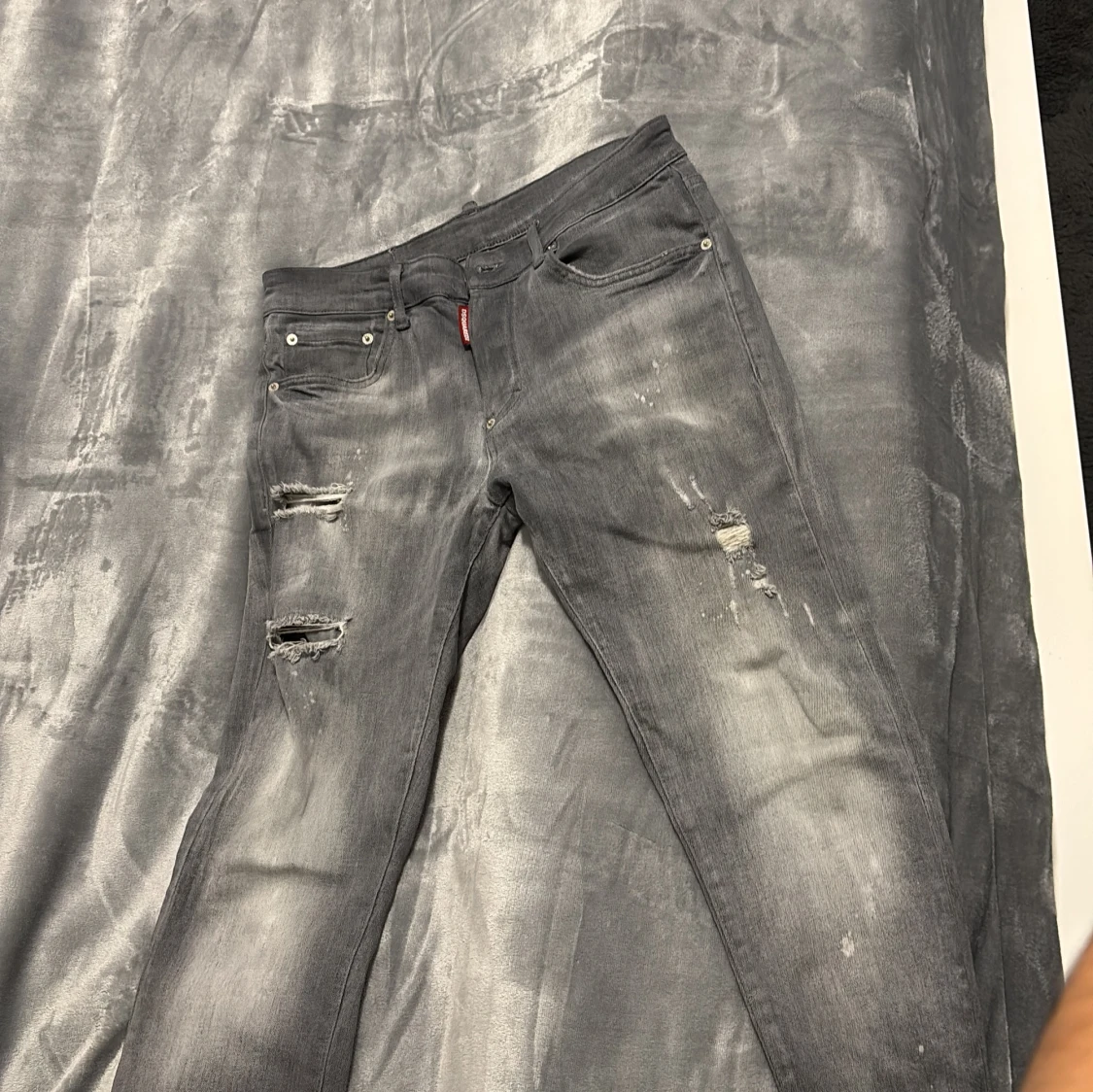 Grå skinny jeans från Dsquared2
